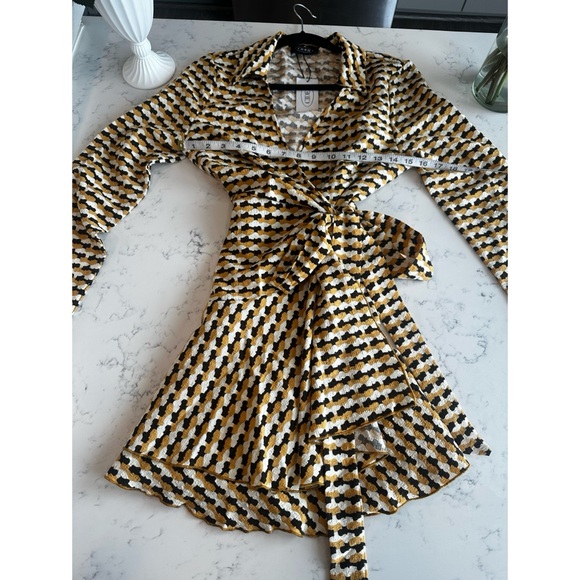 Cider Allover Print V-Neck Mini Dress - Size Large - Picture 11 of 14